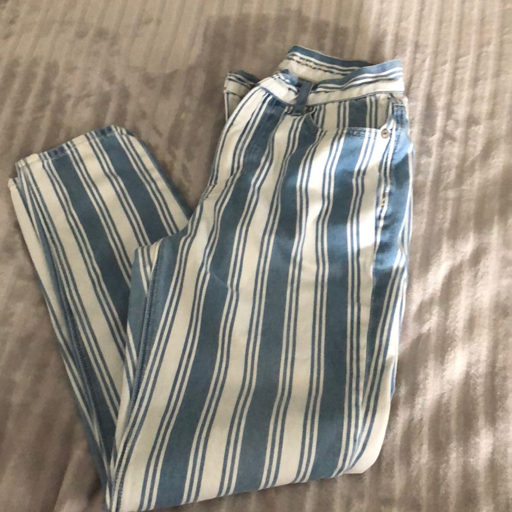 brand new american eagle mom jeans